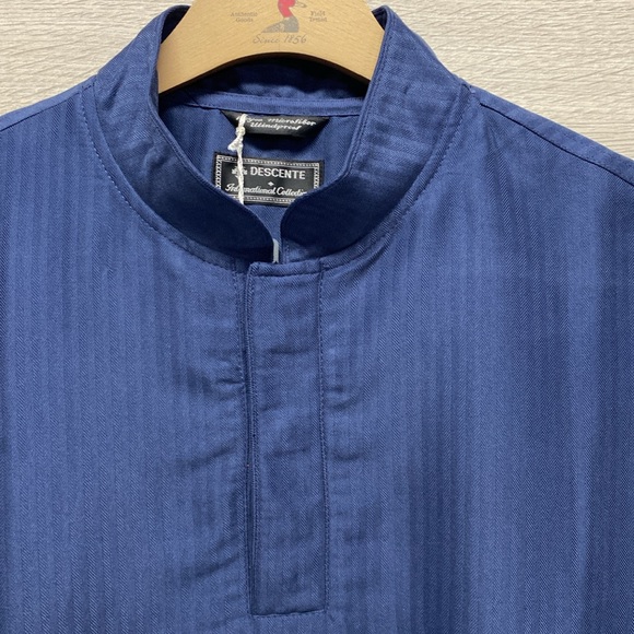 Descente Golf Jacket - Picture 2 of 10